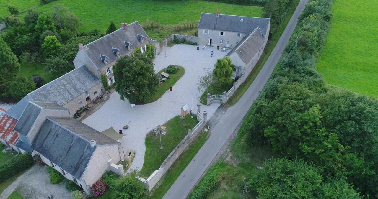 Bed and Breakfast Domaine Airborne Carentan-les-Marais Exterior foto