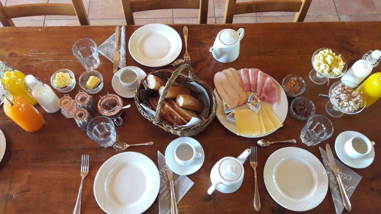 Bed and Breakfast Domaine Airborne Carentan-les-Marais Exterior foto